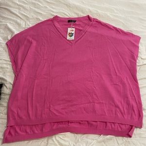 Womens medium hot pink short sleeve sweater new with tags